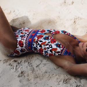 Pasarelle Bañador Pilar